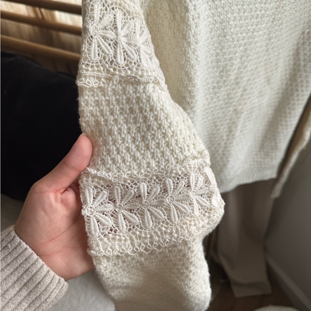 dELiA*s Cream Knit Sweater | Medium - Picture 5 of 5